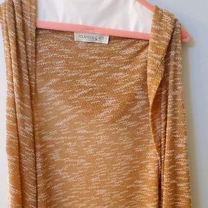 Light knit sleeveless cardigan with hood